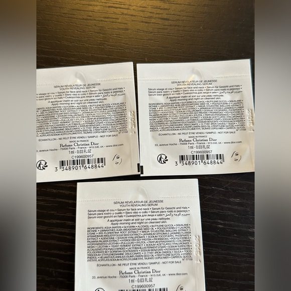 DIOR Capture totale le serum sample packets of 3 - Picture 1 of 3